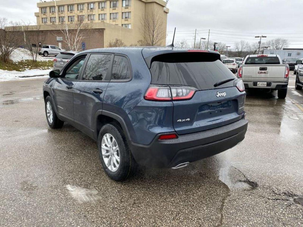 2021 Jeep Cherokee -2