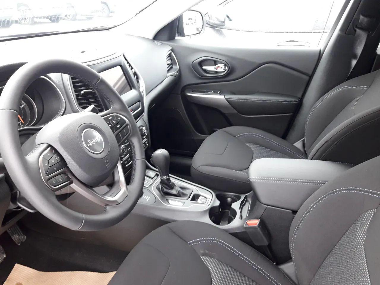 2021 Jeep Cherokee -3