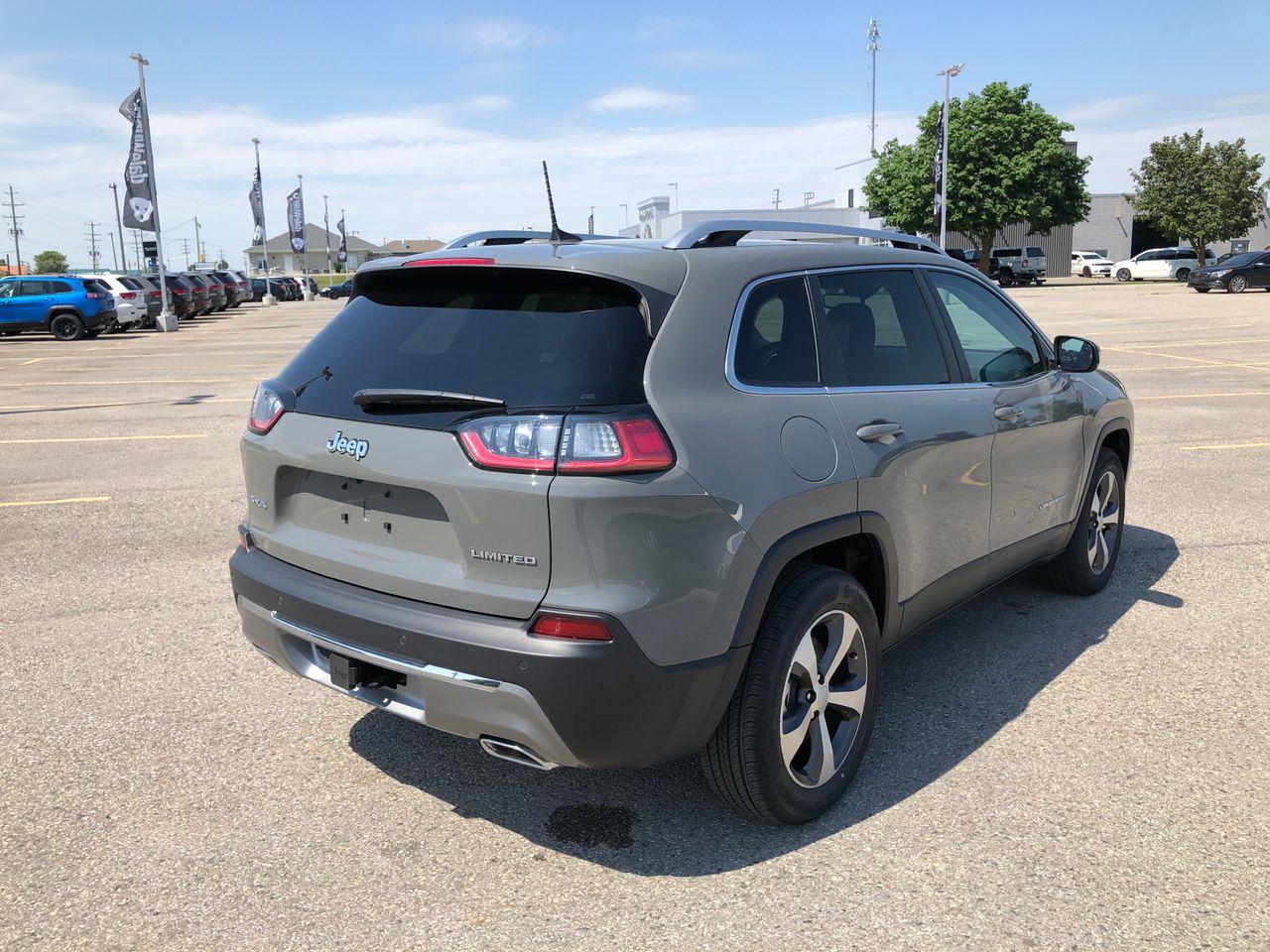 2021 Jeep Cherokee Limited-2