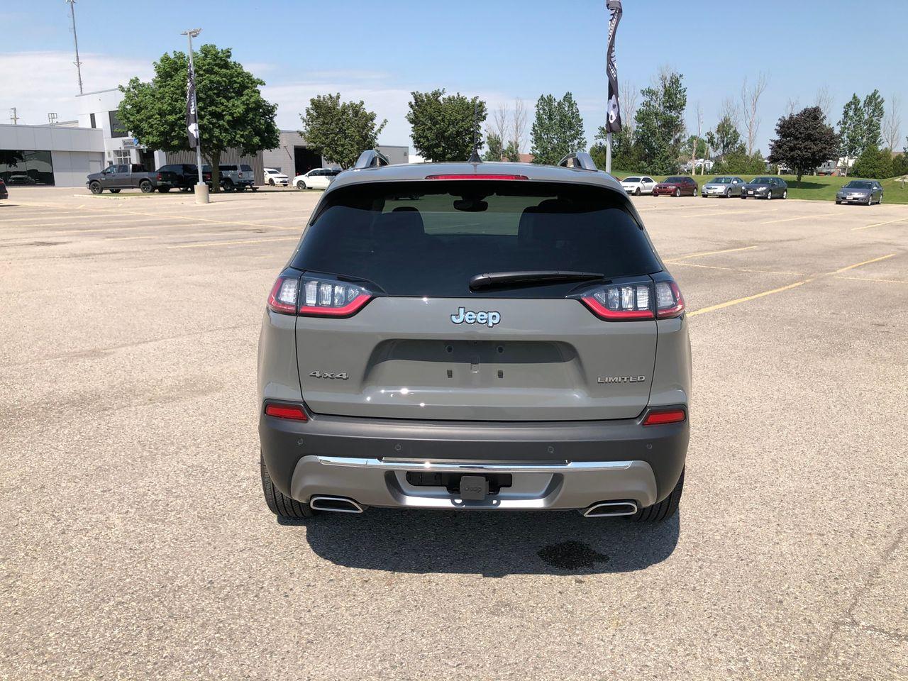 2021 Jeep Cherokee Limited-3