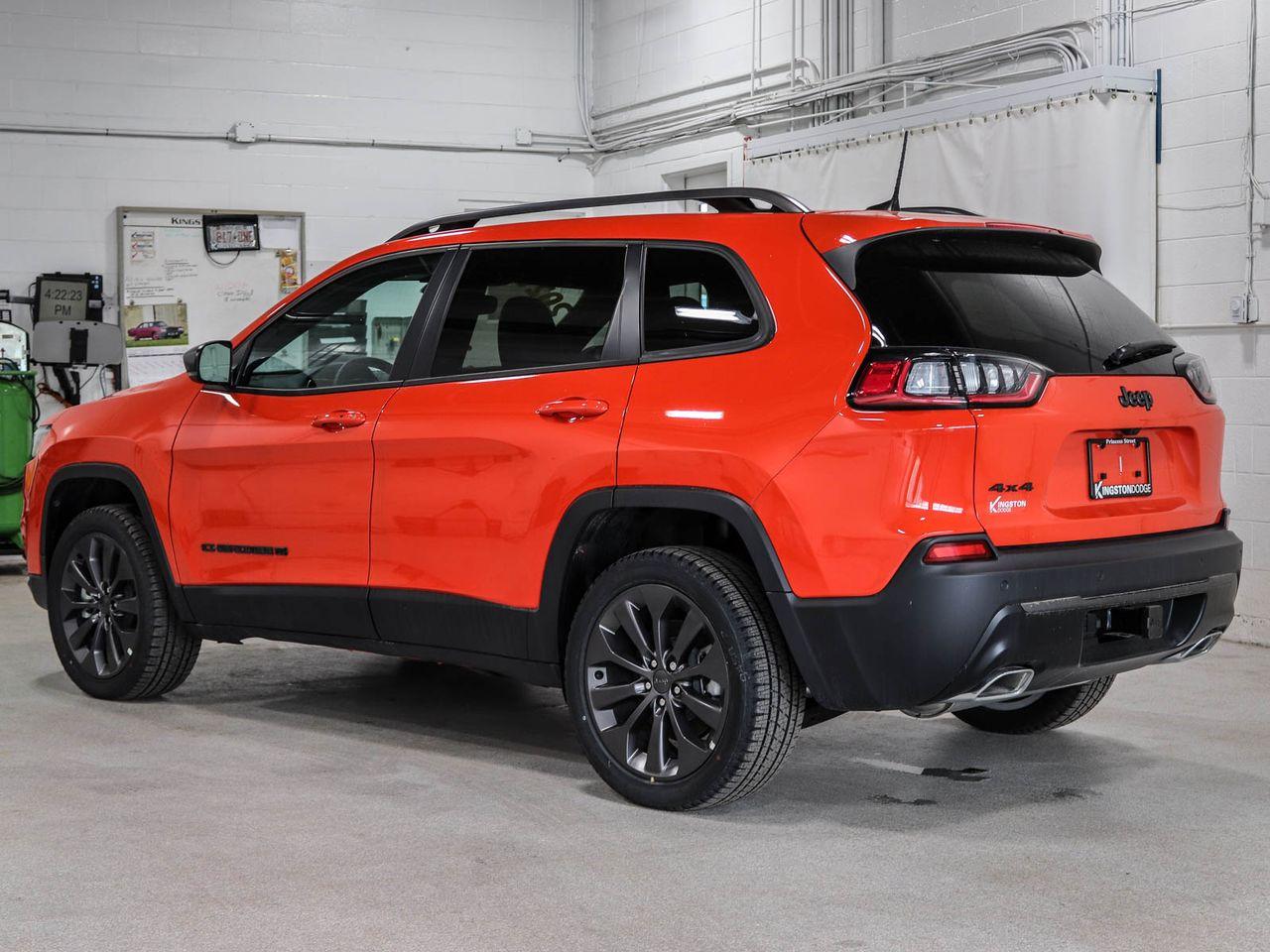 2021 Jeep Cherokee North-4
