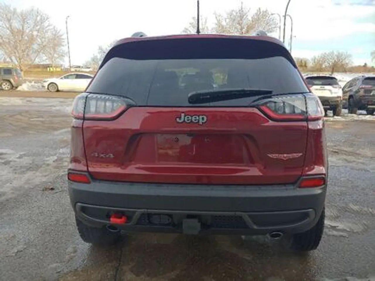 2021 Jeep Cherokee Trailhawk-4