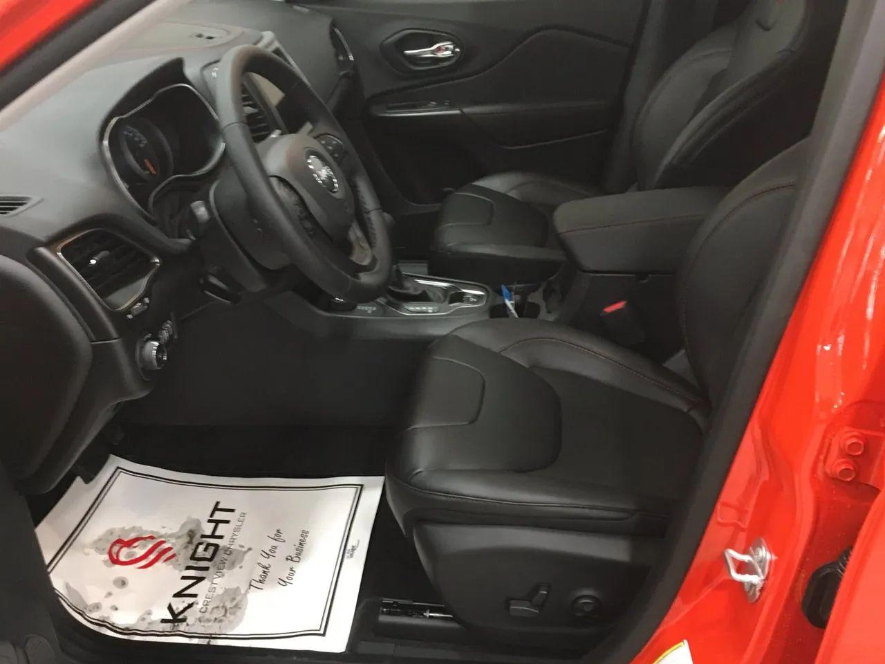 2021 Jeep Cherokee Trailhawk-3