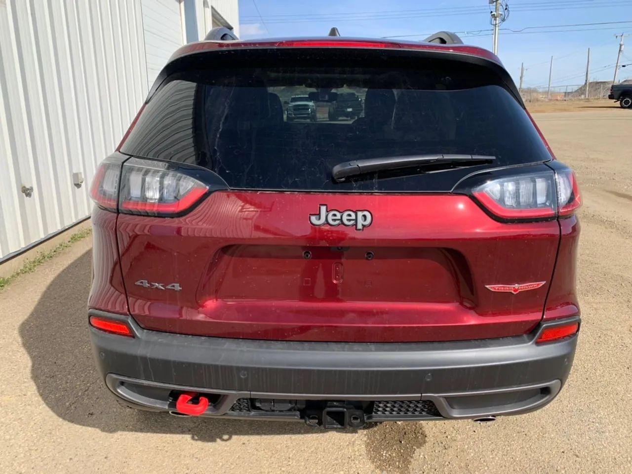 2021 Jeep Cherokee Trailhawk-3