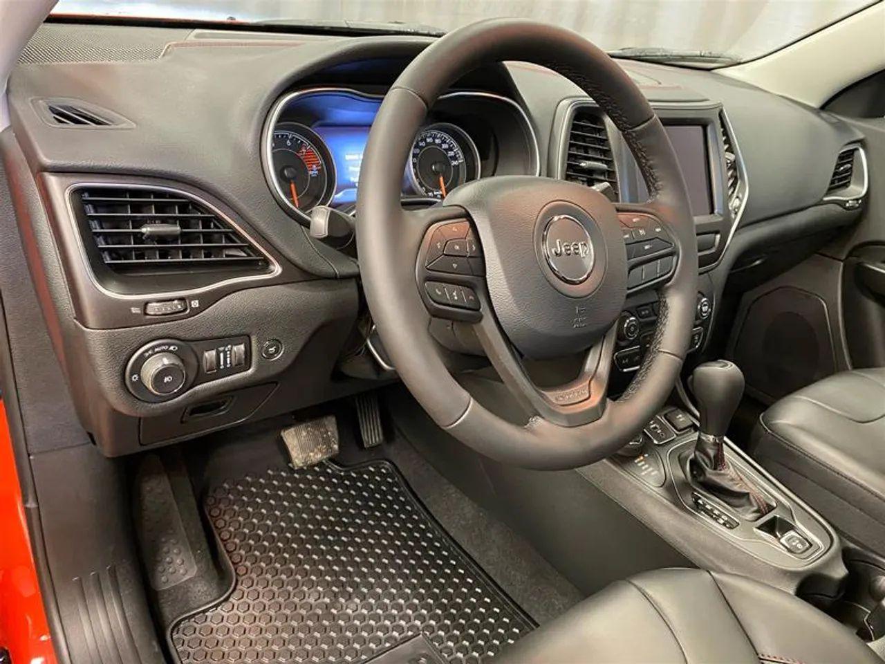 2021 Jeep Cherokee Trailhawk-4