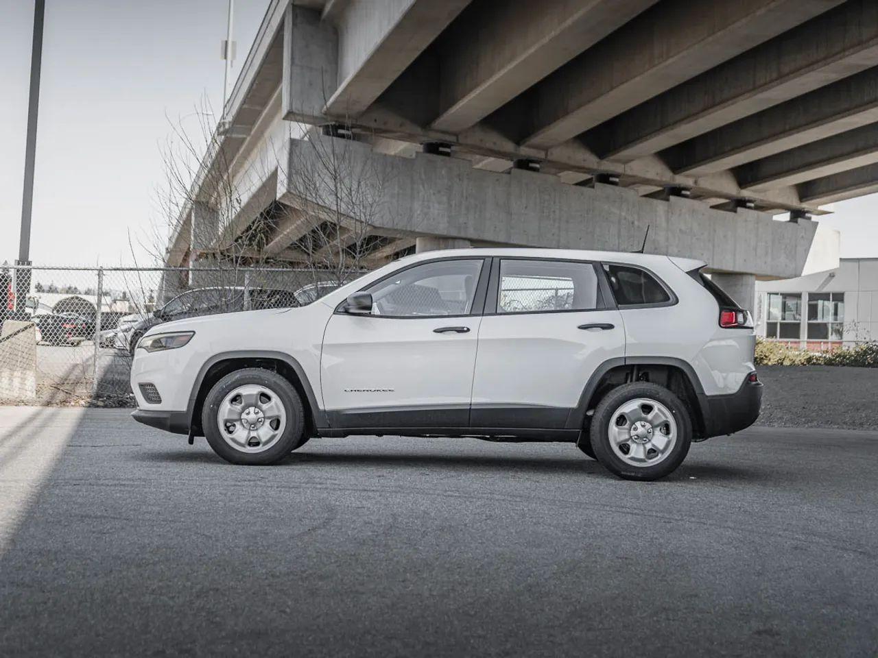 2021 Jeep Cherokee -2