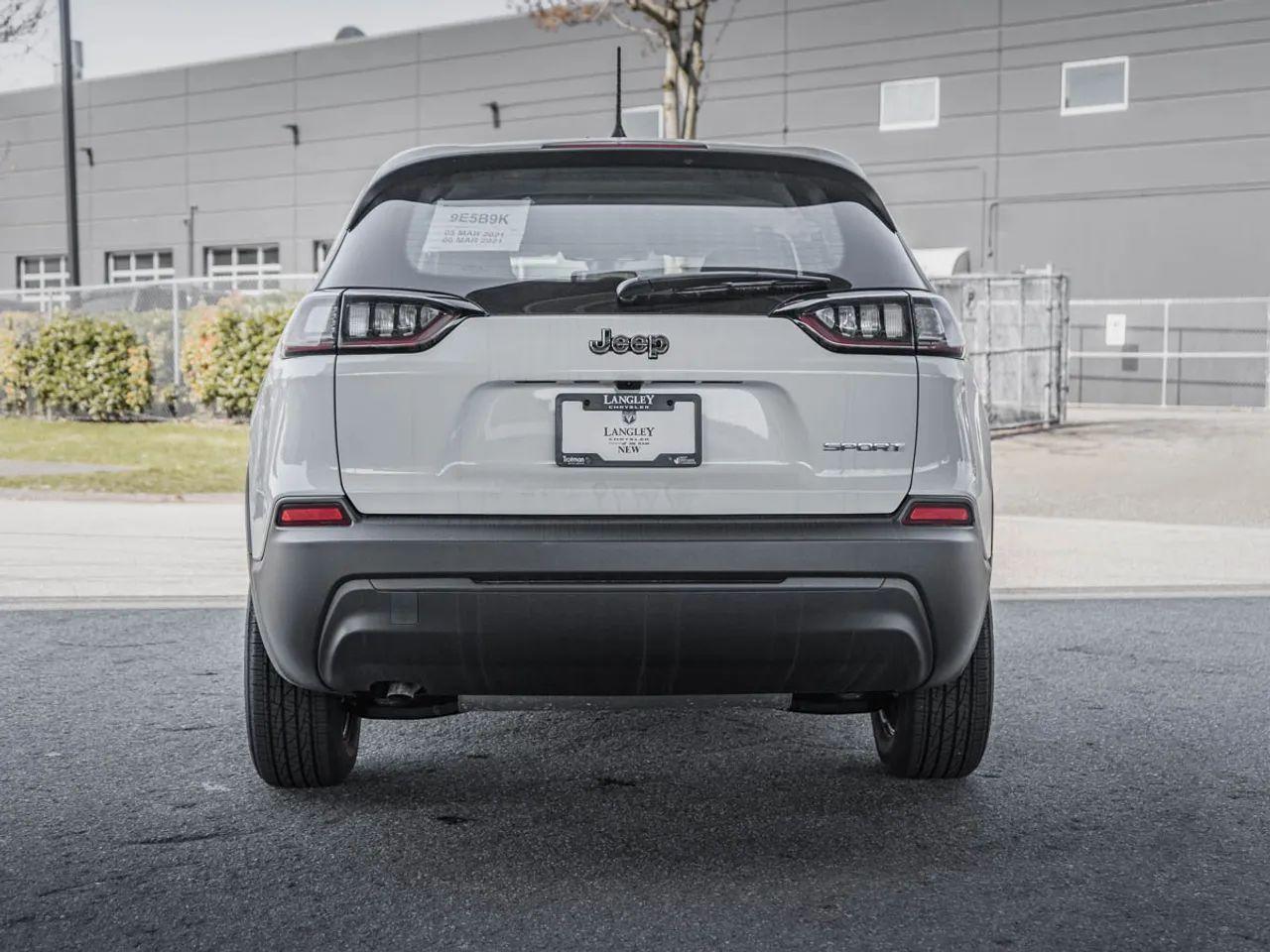 2021 Jeep Cherokee -3