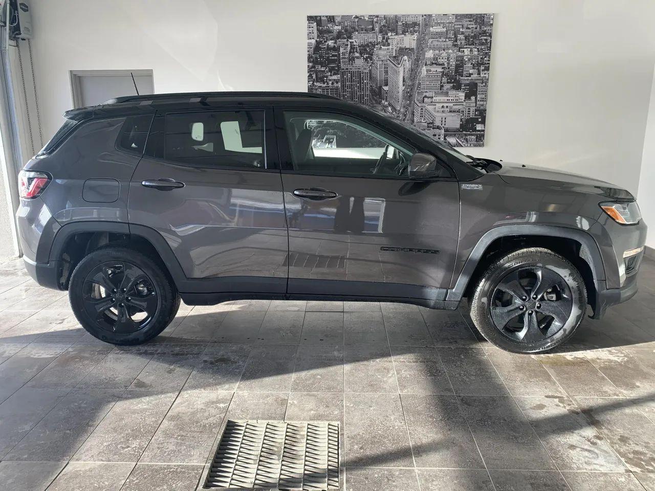 2021 Jeep Compass Altitude-1