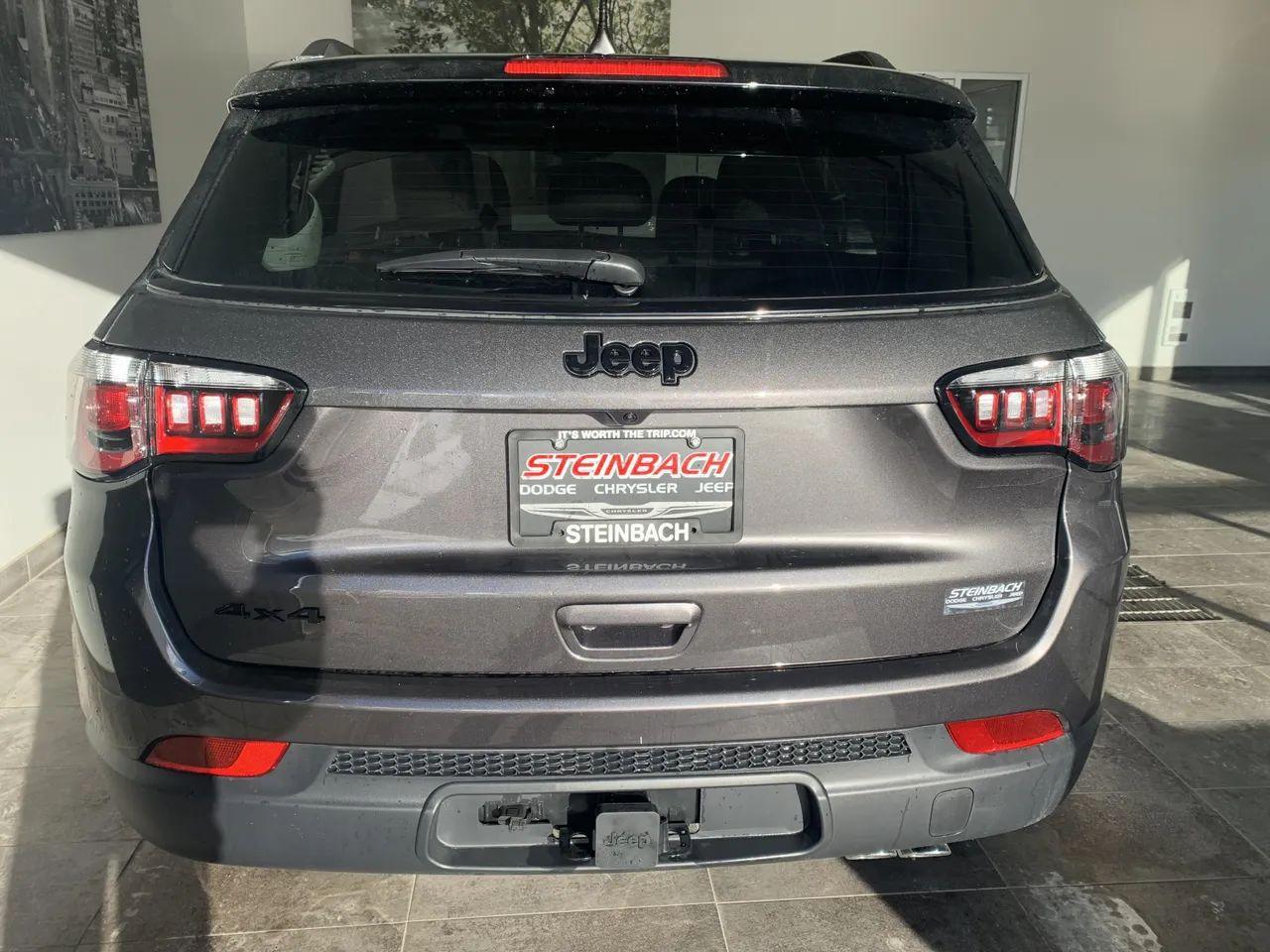 2021 Jeep Compass Altitude-2