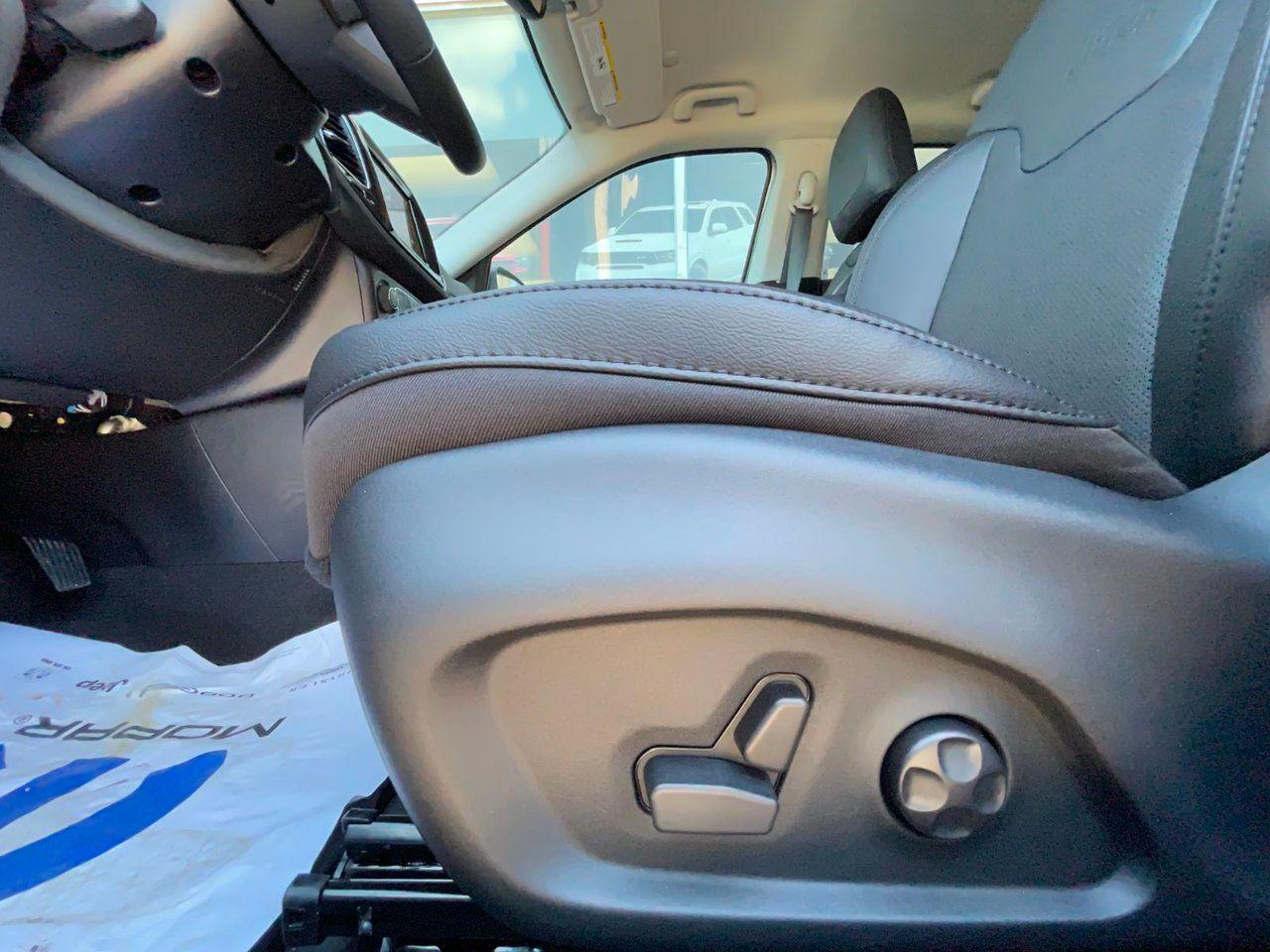 2021 Jeep Compass Altitude-4