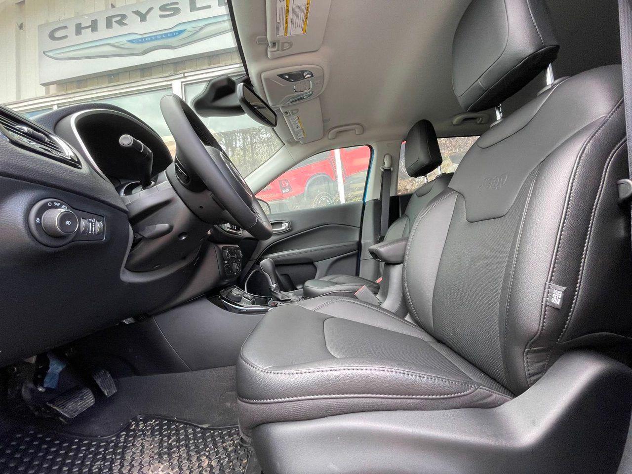 2021 Jeep Compass Altitude-3