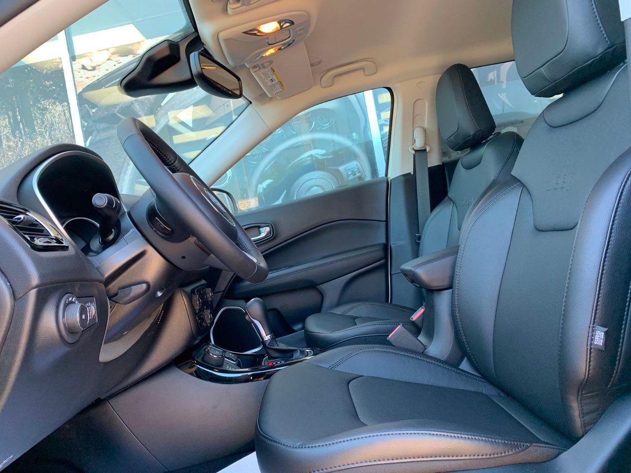 2021 Jeep Compass Altitude-3