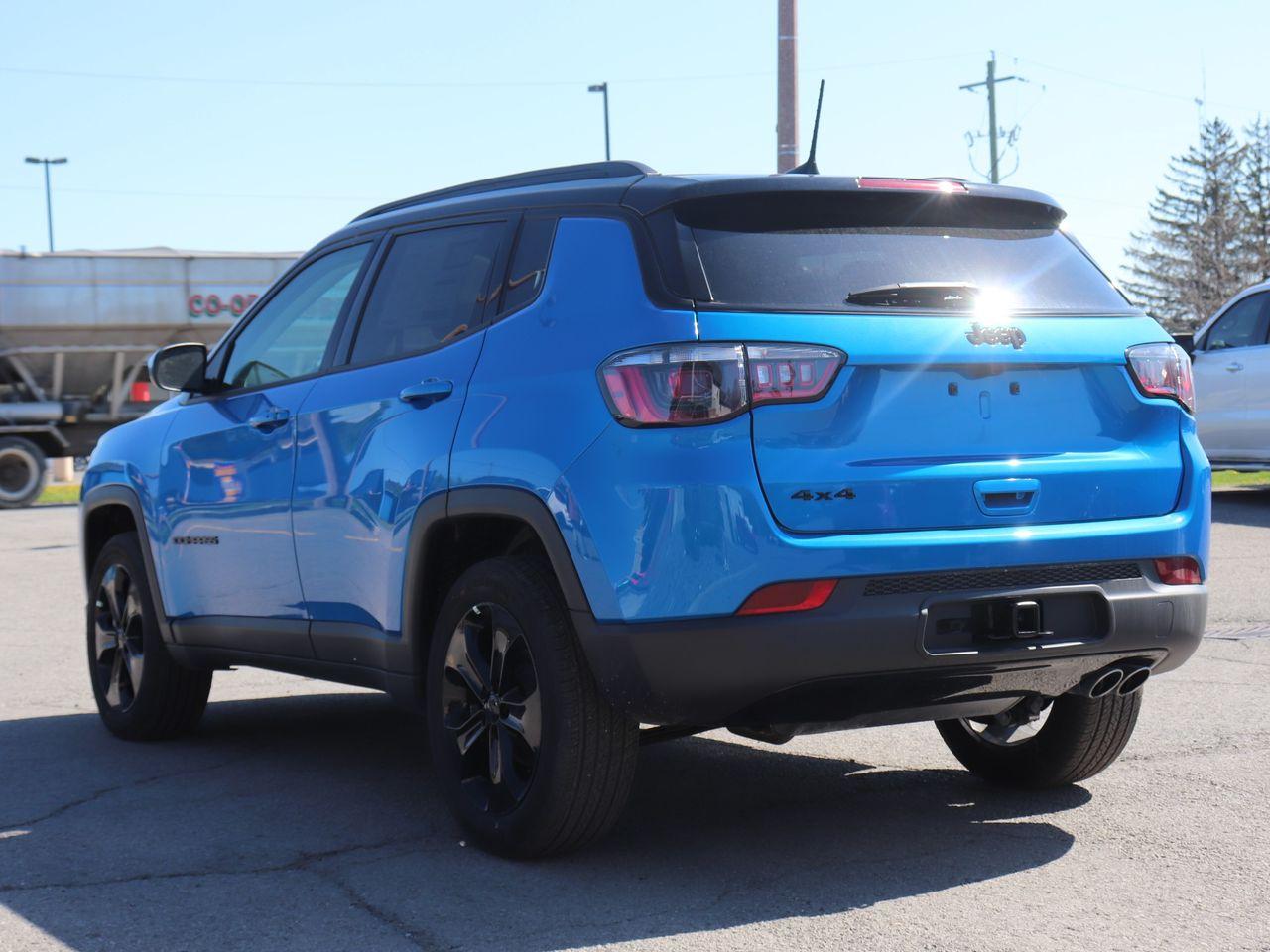 2021 Jeep Compass Altitude-4