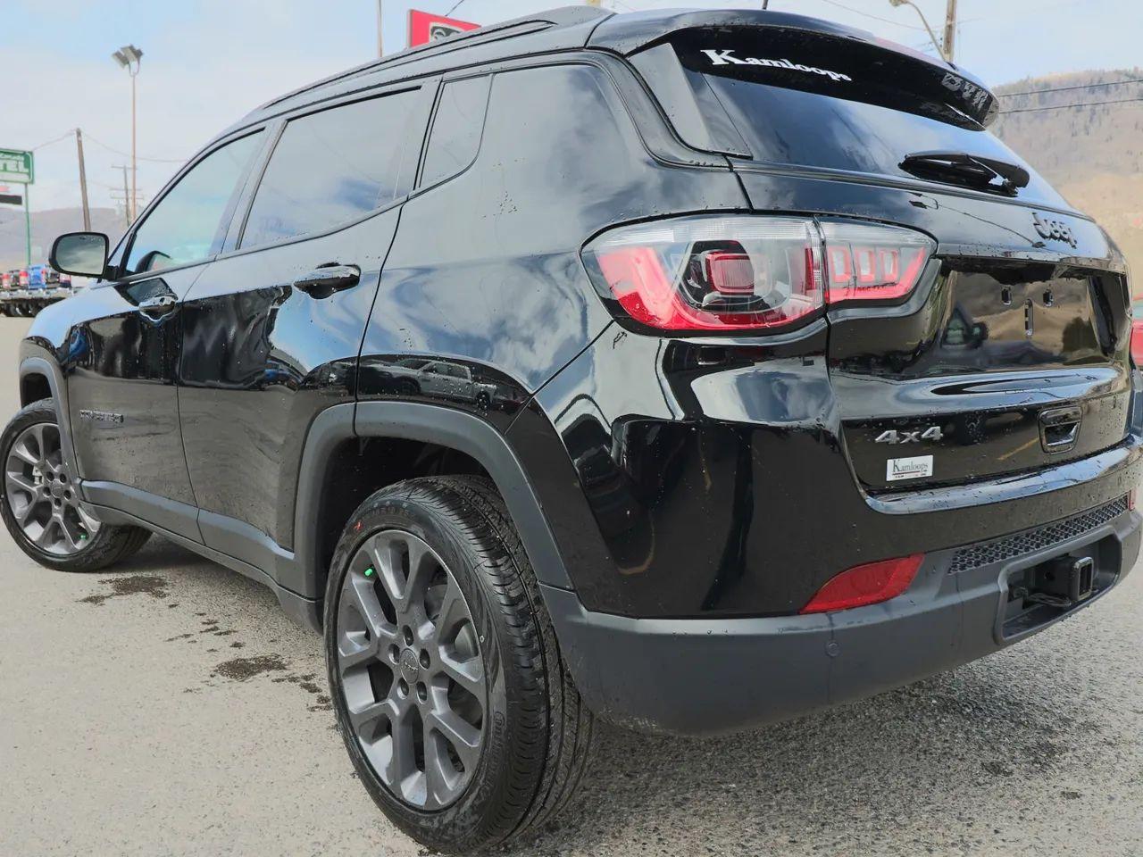 2021 Jeep Compass -4