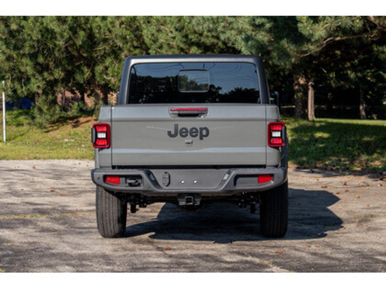 2021 Jeep Gladiator -2