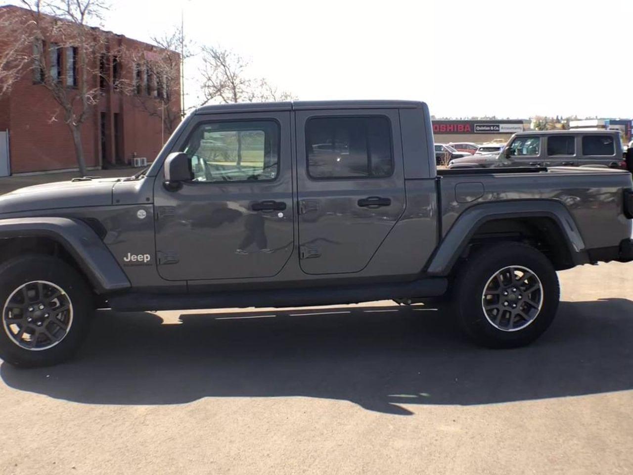 2021 Jeep Gladiator -4