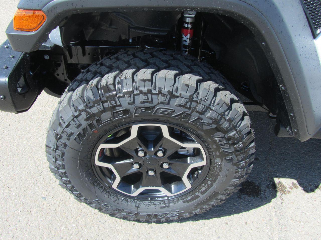 2021 Jeep Gladiator -2