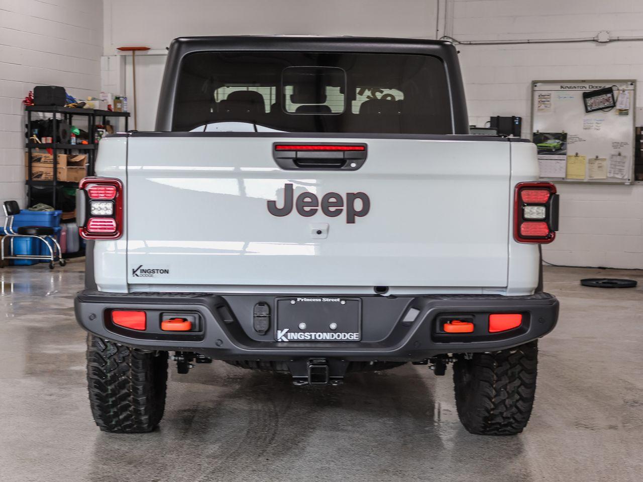 2021 Jeep Gladiator -3