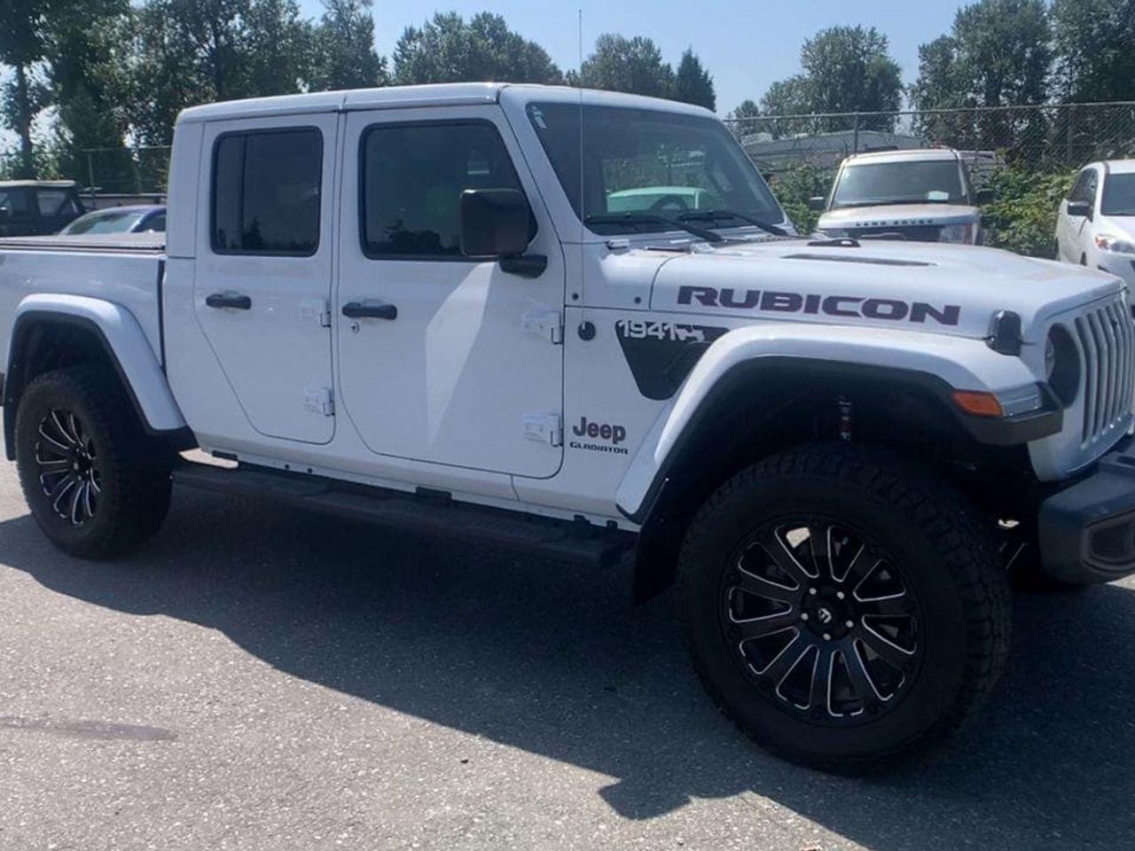 2021 Jeep Gladiator -1