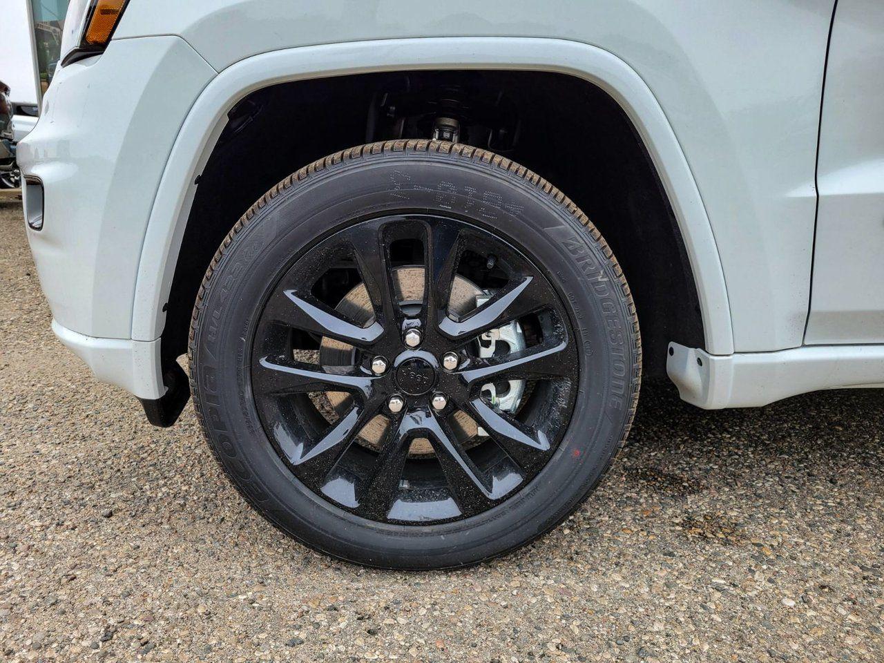 2021 Jeep Grand Cherokee Altitude-4