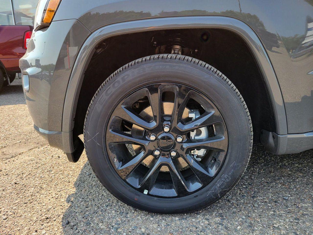 2021 Jeep Grand Cherokee Altitude-3
