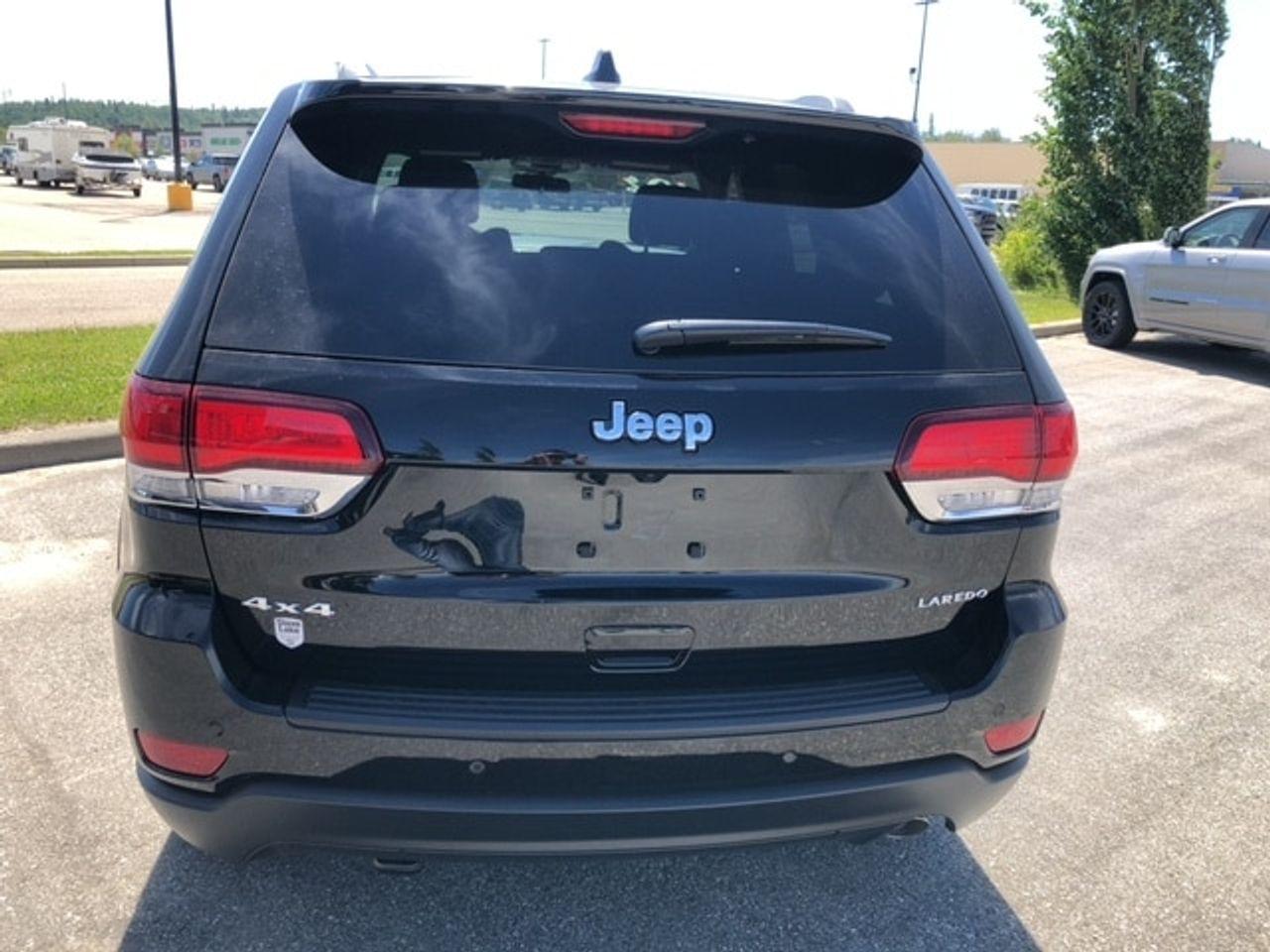 2021 Jeep Grand Cherokee -3