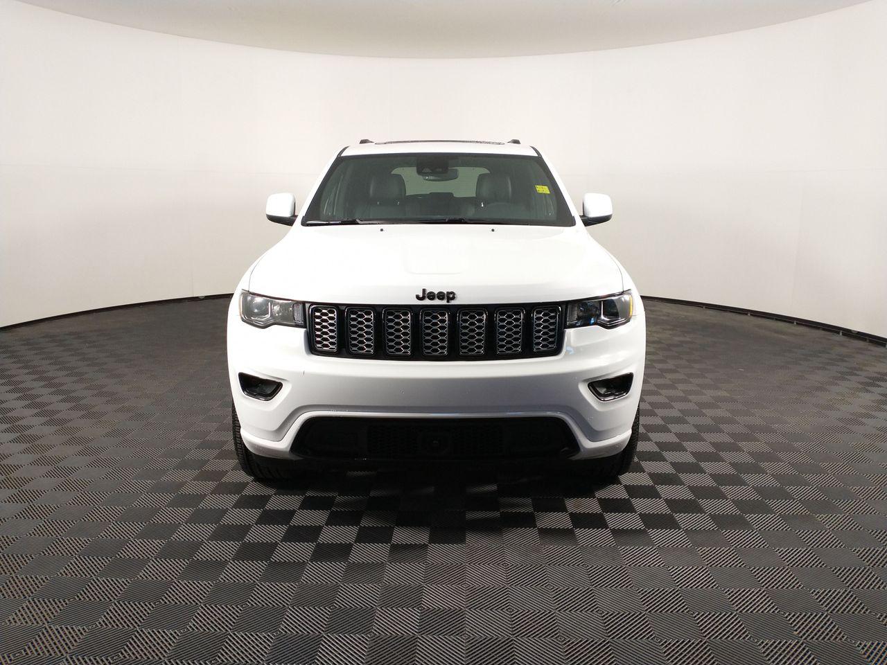 2021 Jeep Grand Cherokee -1