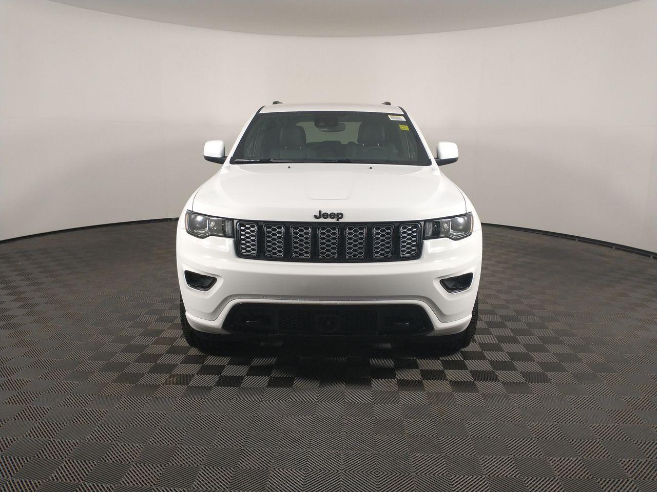 2021 Jeep Grand Cherokee -1