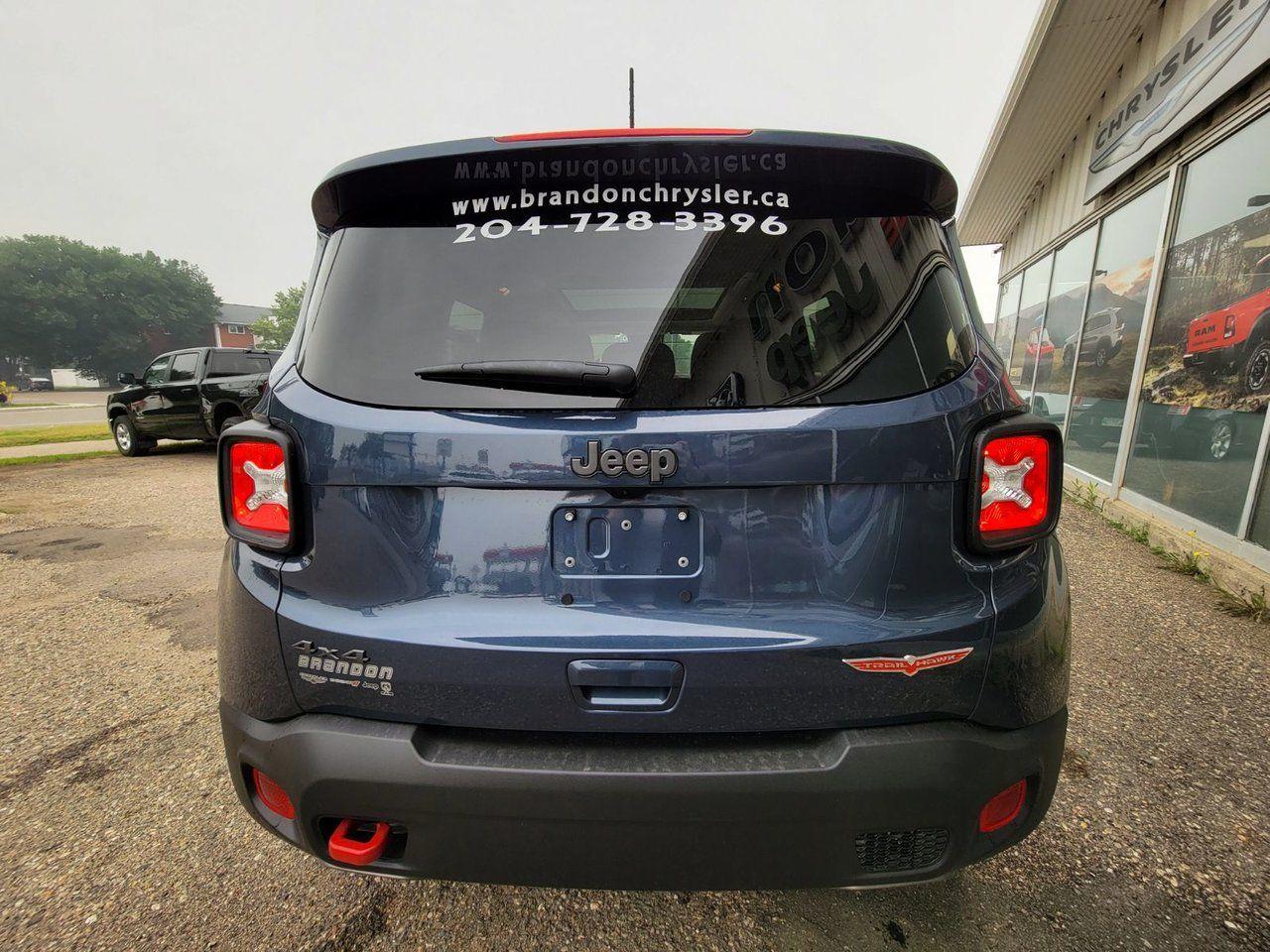 2021 Jeep Renegade Trailhawk-3