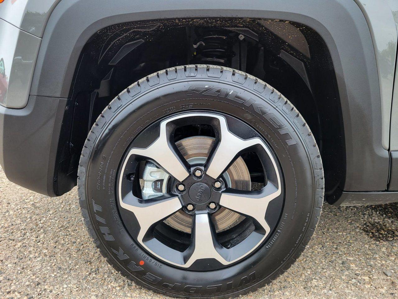 2021 Jeep Renegade Trailhawk-4