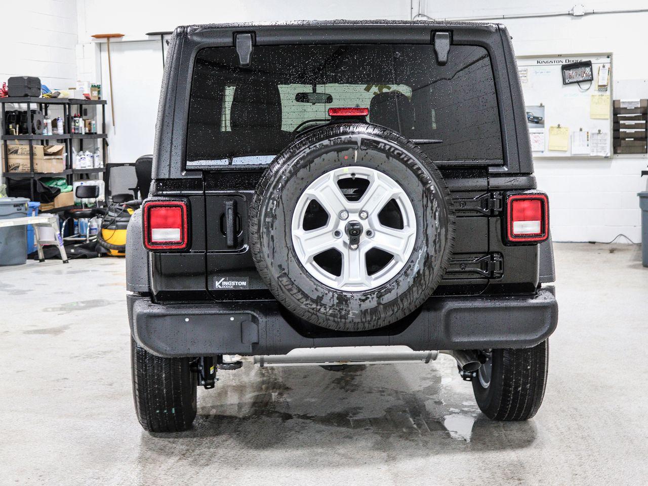 2021 Jeep Wrangler -3