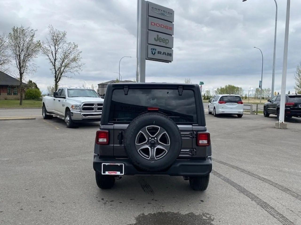 2021 Jeep Wrangler -3