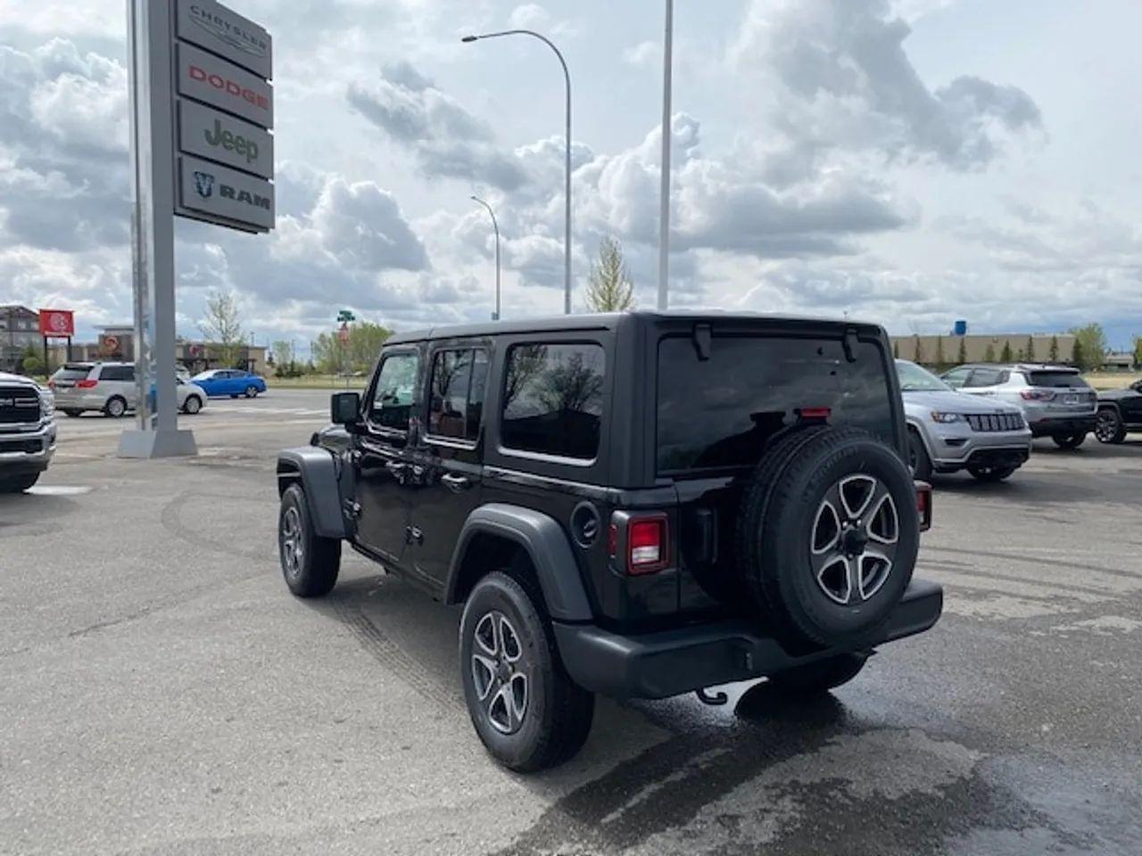 2021 Jeep Wrangler -4