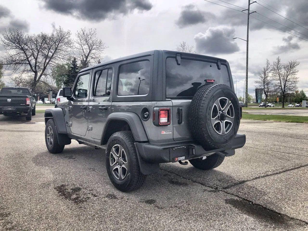 2021 Jeep Wrangler -3