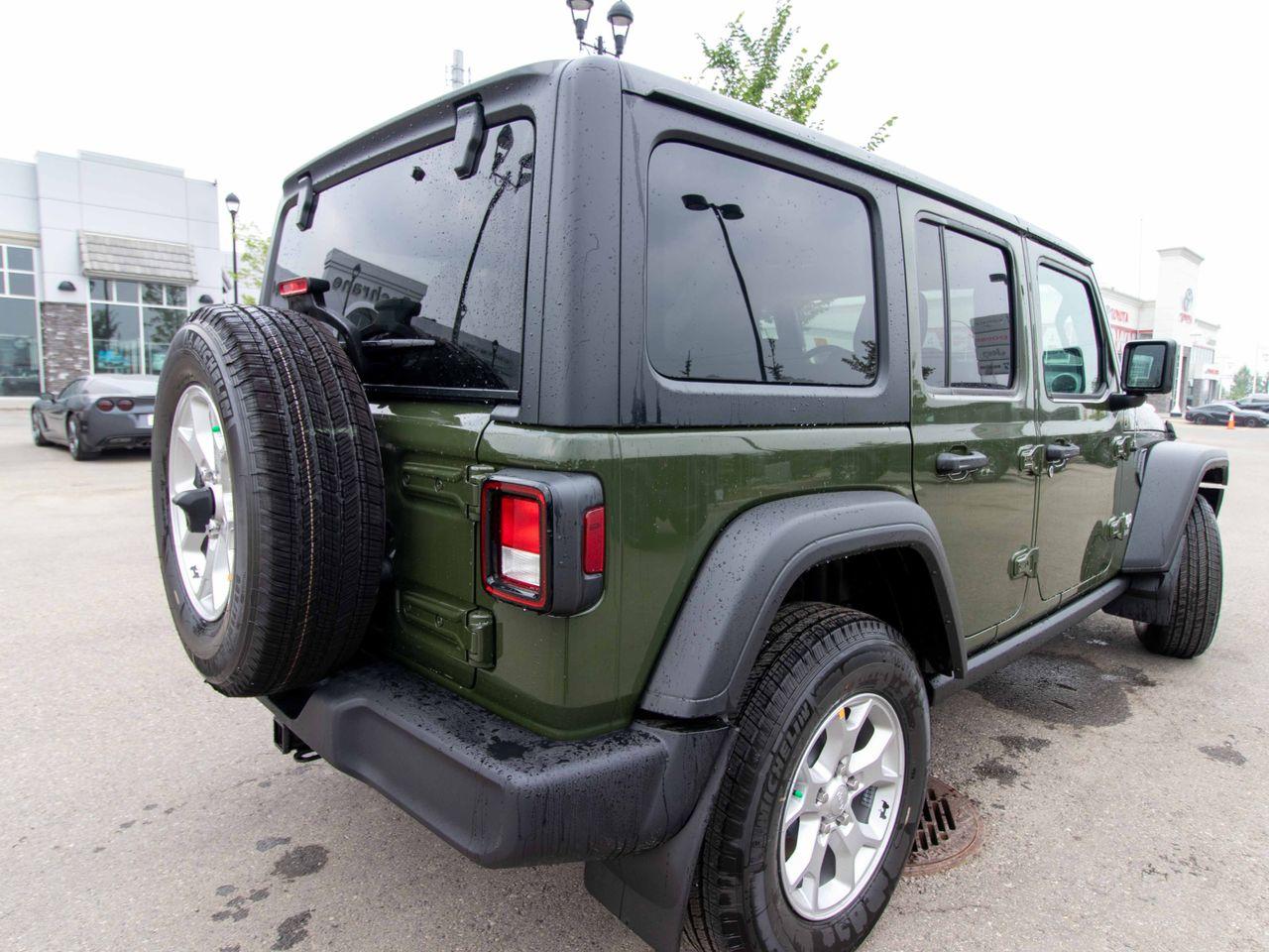 2021 Jeep Wrangler Islander-3