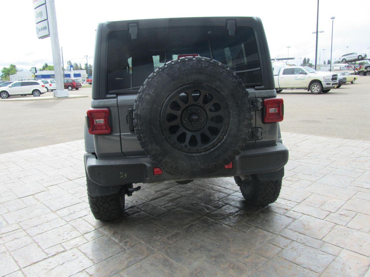 2021 Jeep Wrangler Islander-4