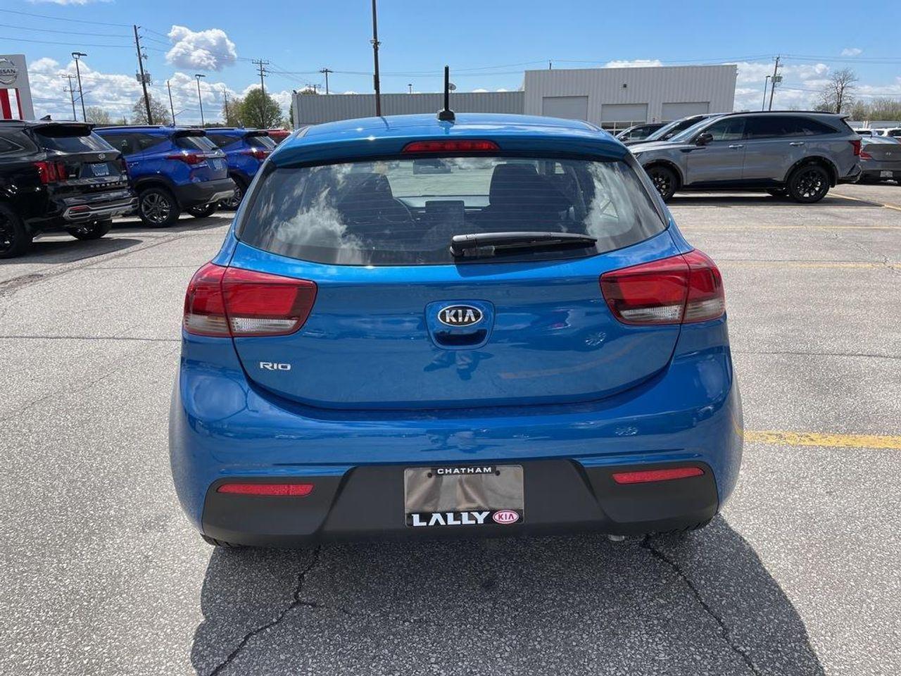 2021 Kia Rio5 S-2