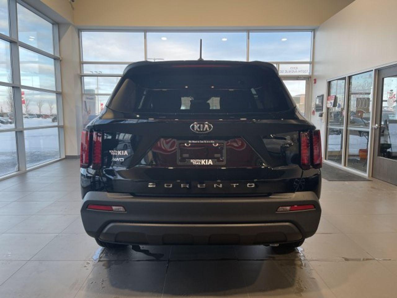 2021 Kia Sorento LX-4