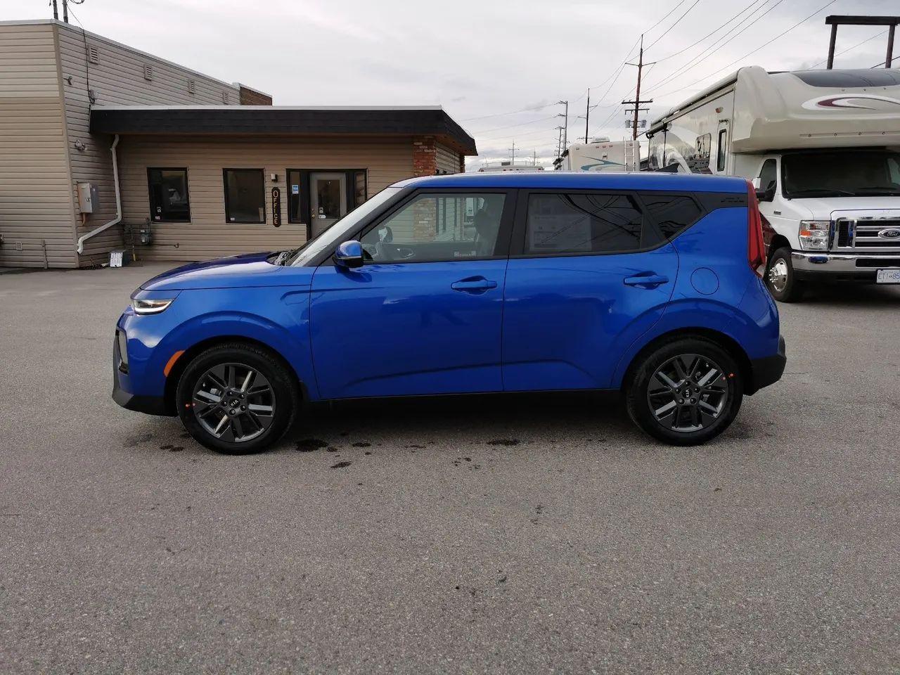 2021 Kia Soul eX-3