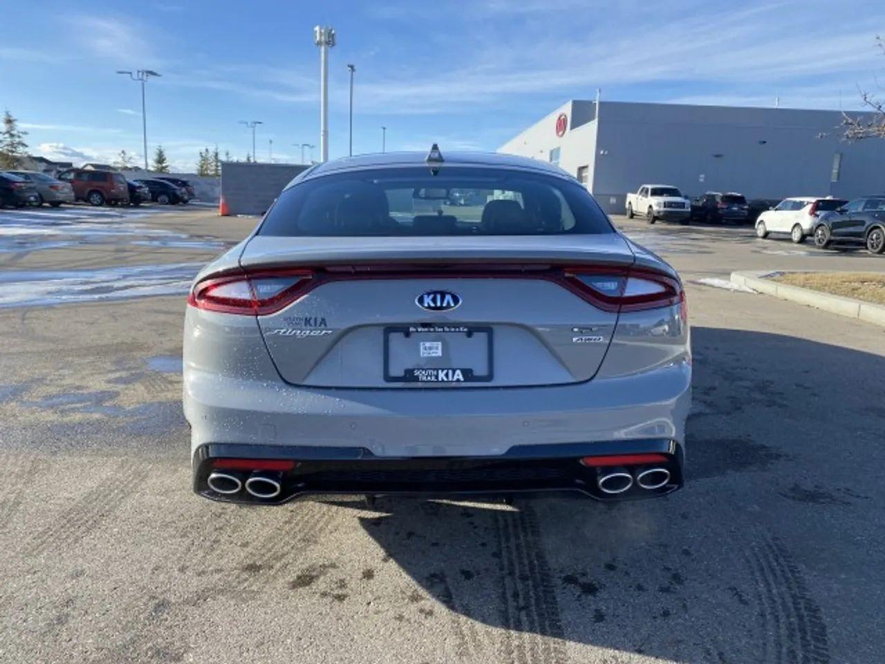 2021 Kia Stinger GT2-4