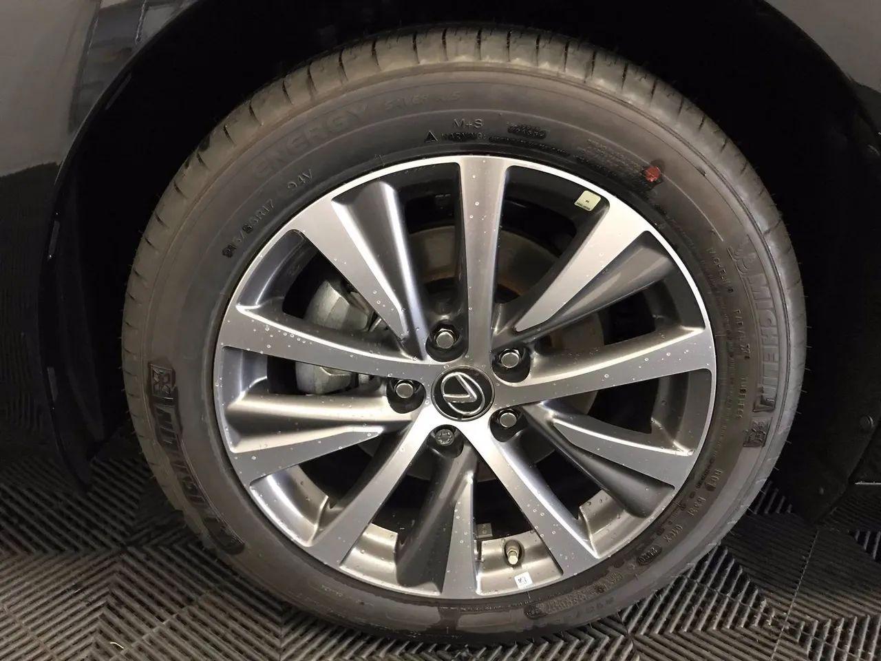 2021 Lexus ES 300h Premium-2