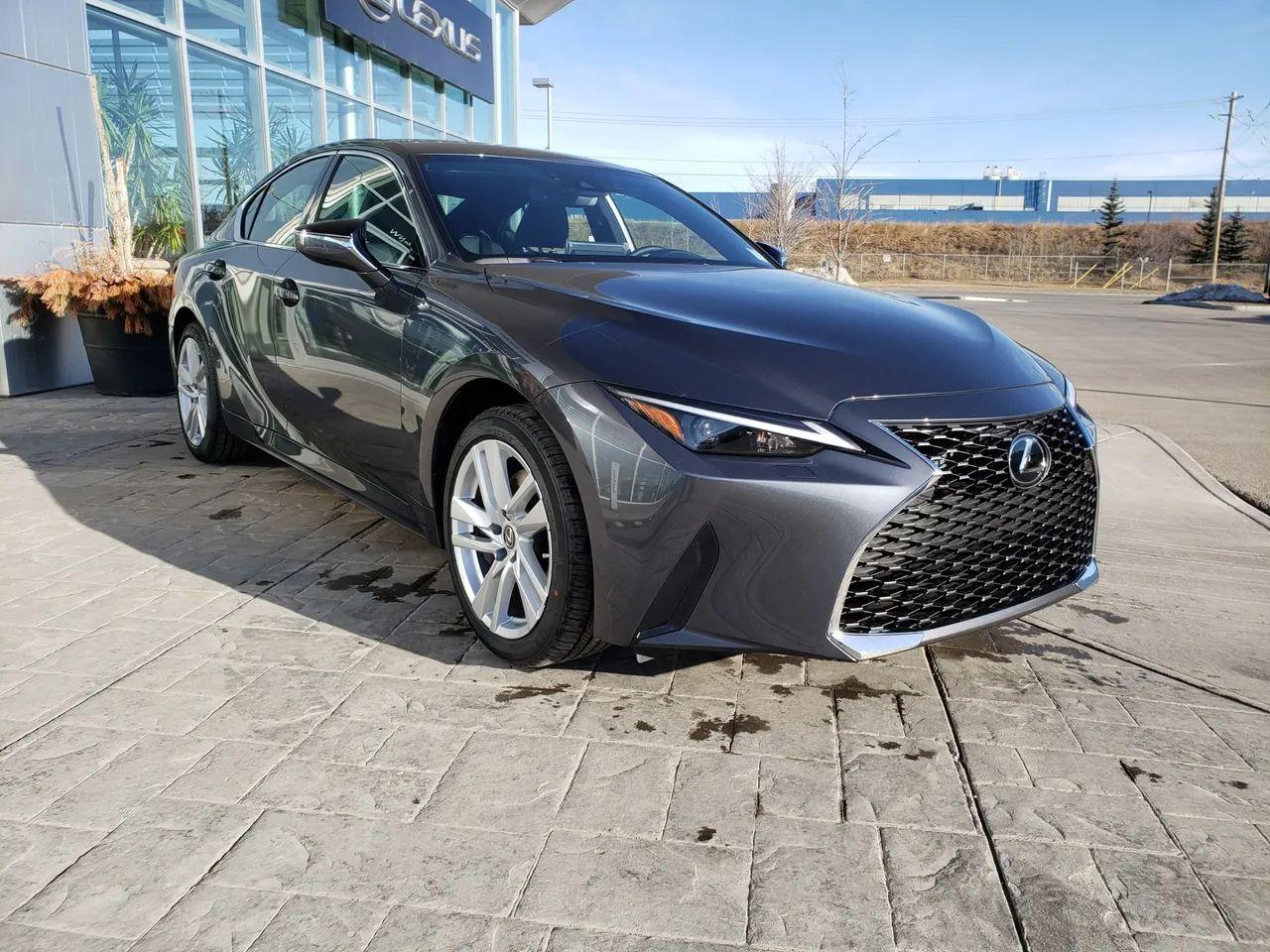 2021 Lexus IS Base-4