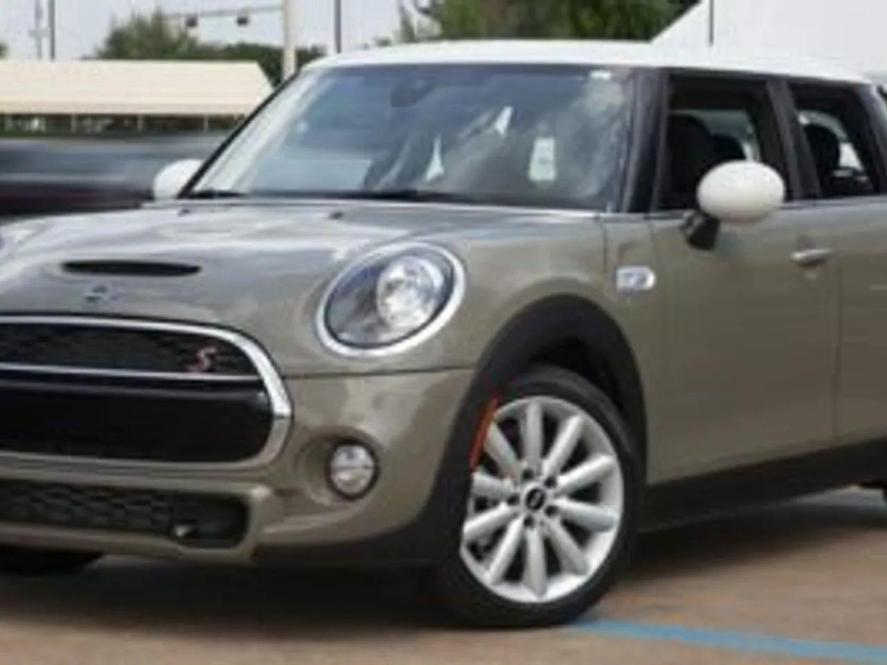 2021 MINI Hardtop Cooper-0