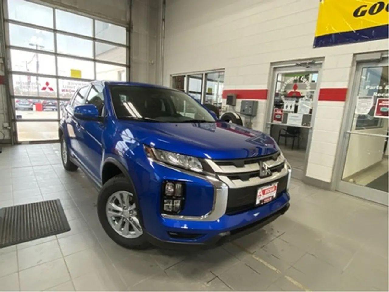 2021 Mitsubishi RVR GT-1