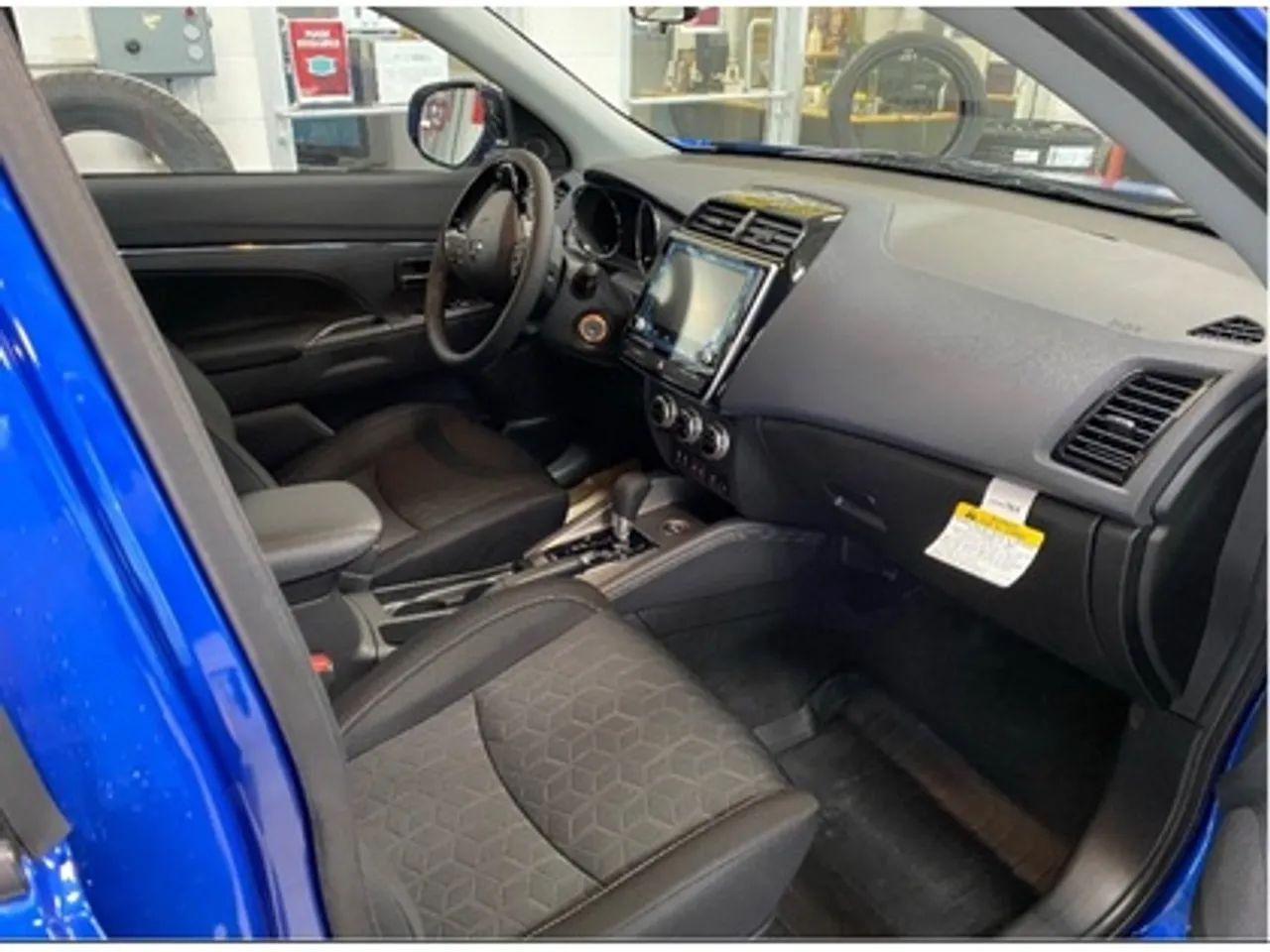 2021 Mitsubishi RVR GT-3