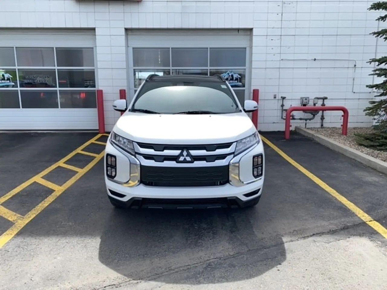 2021 Mitsubishi RVR GT-1