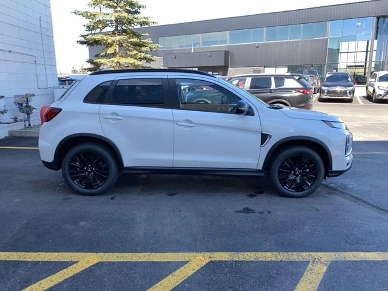 2021 Mitsubishi RVR GT-3
