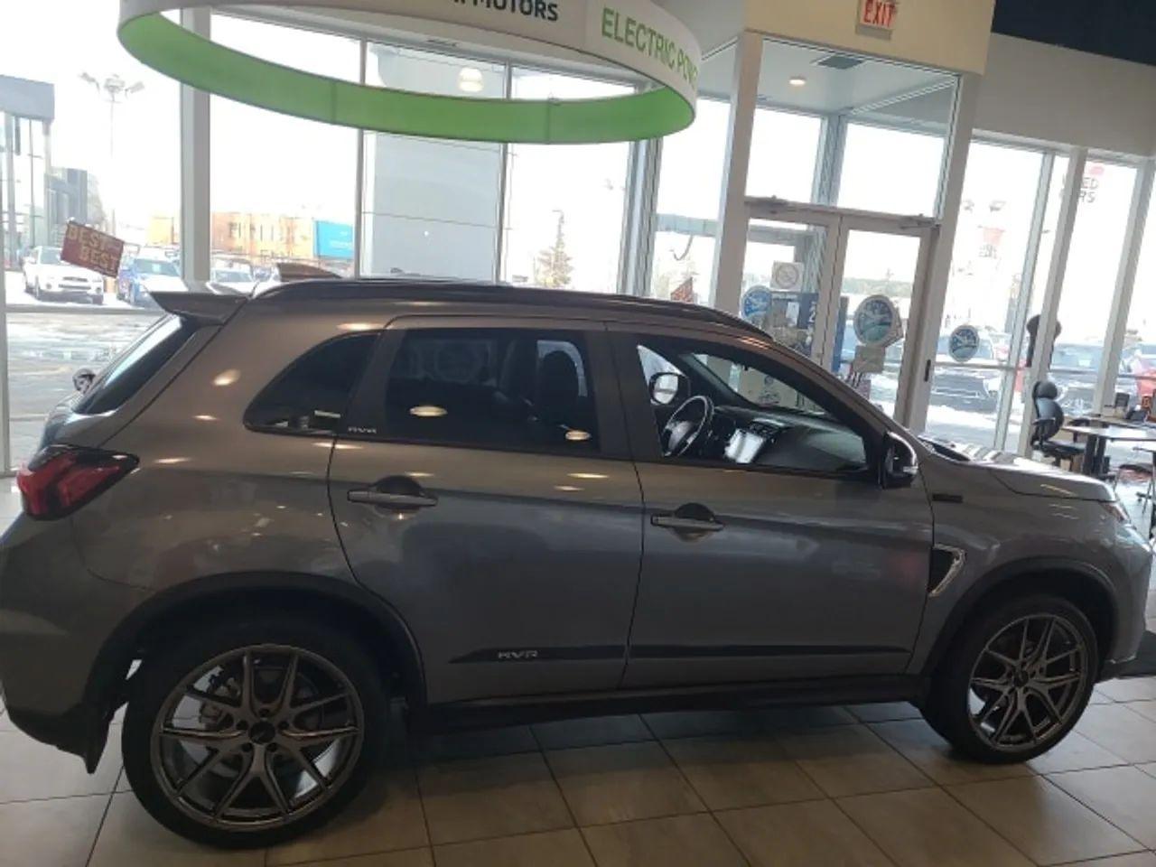 2021 Mitsubishi RVR GT-3