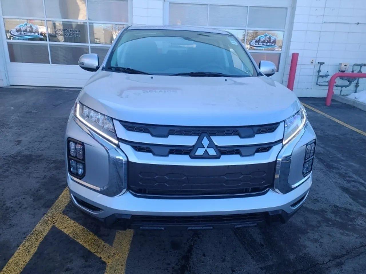 2021 Mitsubishi RVR GT-1