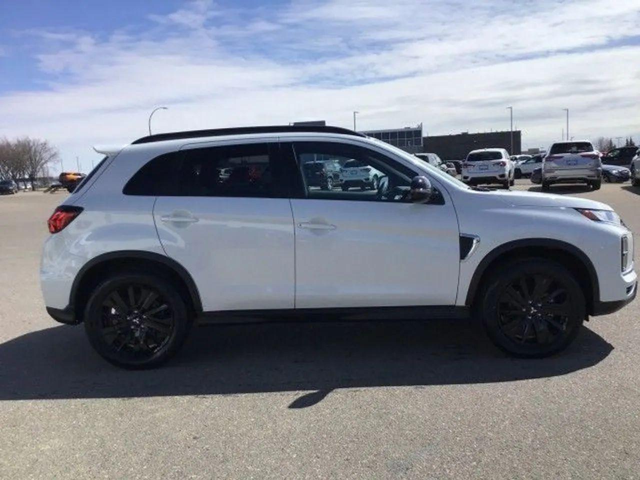 2021 Mitsubishi RVR GT-3